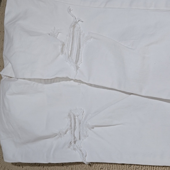 White girlfriend jeans - Picture 2 of 3